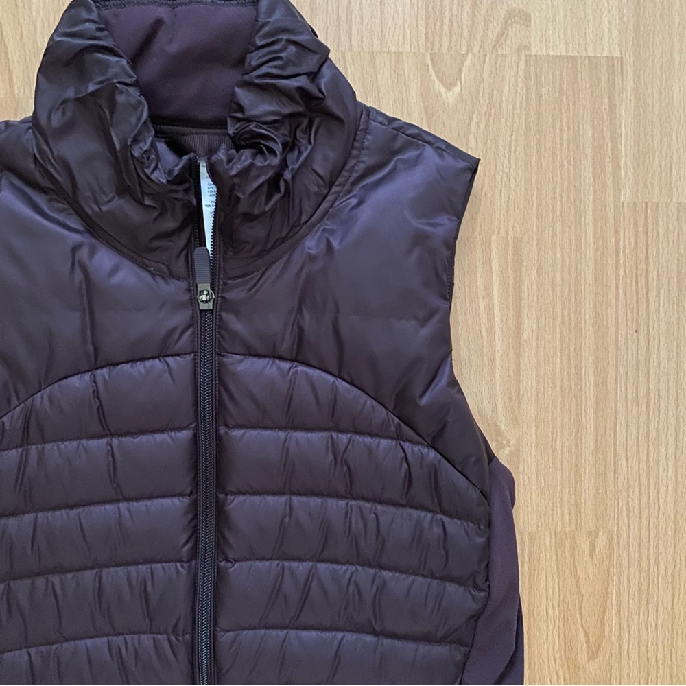 Lululemon Down for a Vest II - Picture 6 of 15